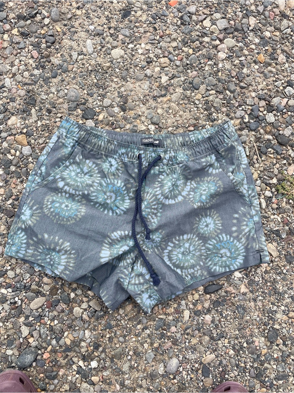 Toad&Co Women’s Shorts Small Green Gray